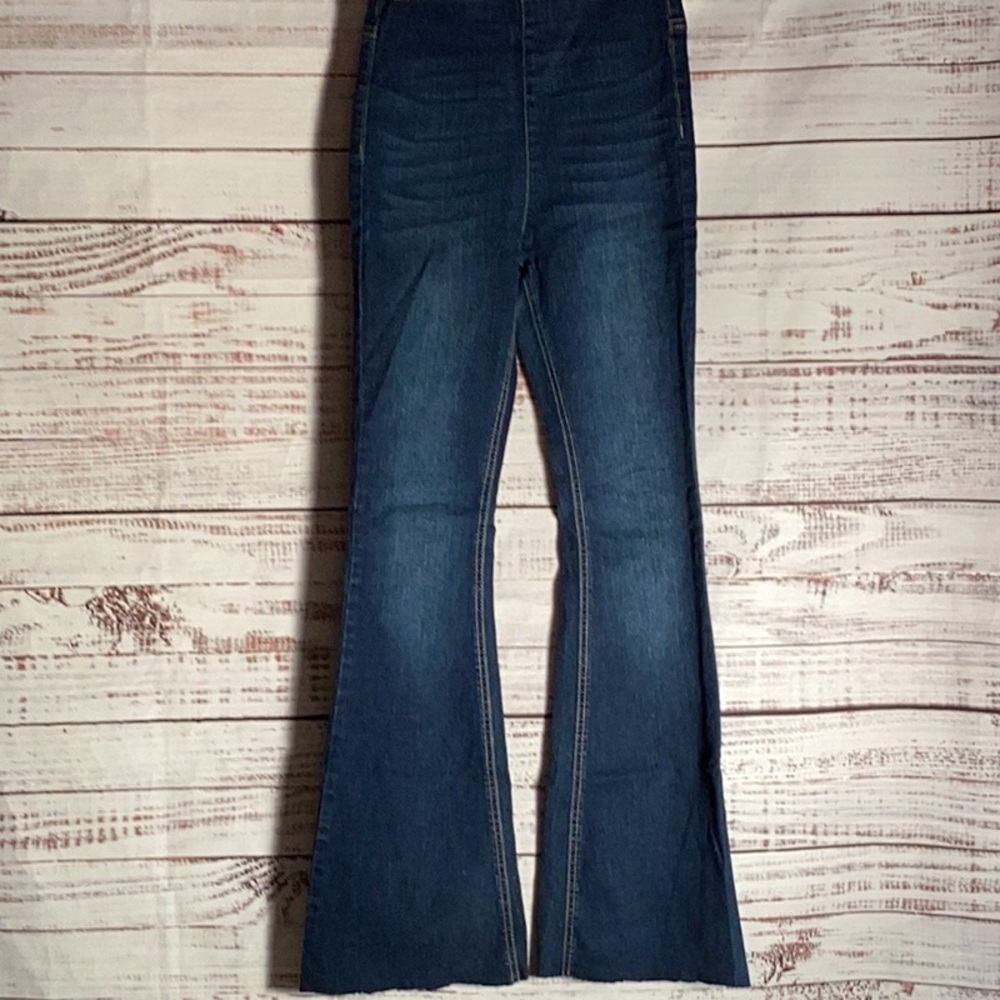 No boundaries flare jeans size XS one